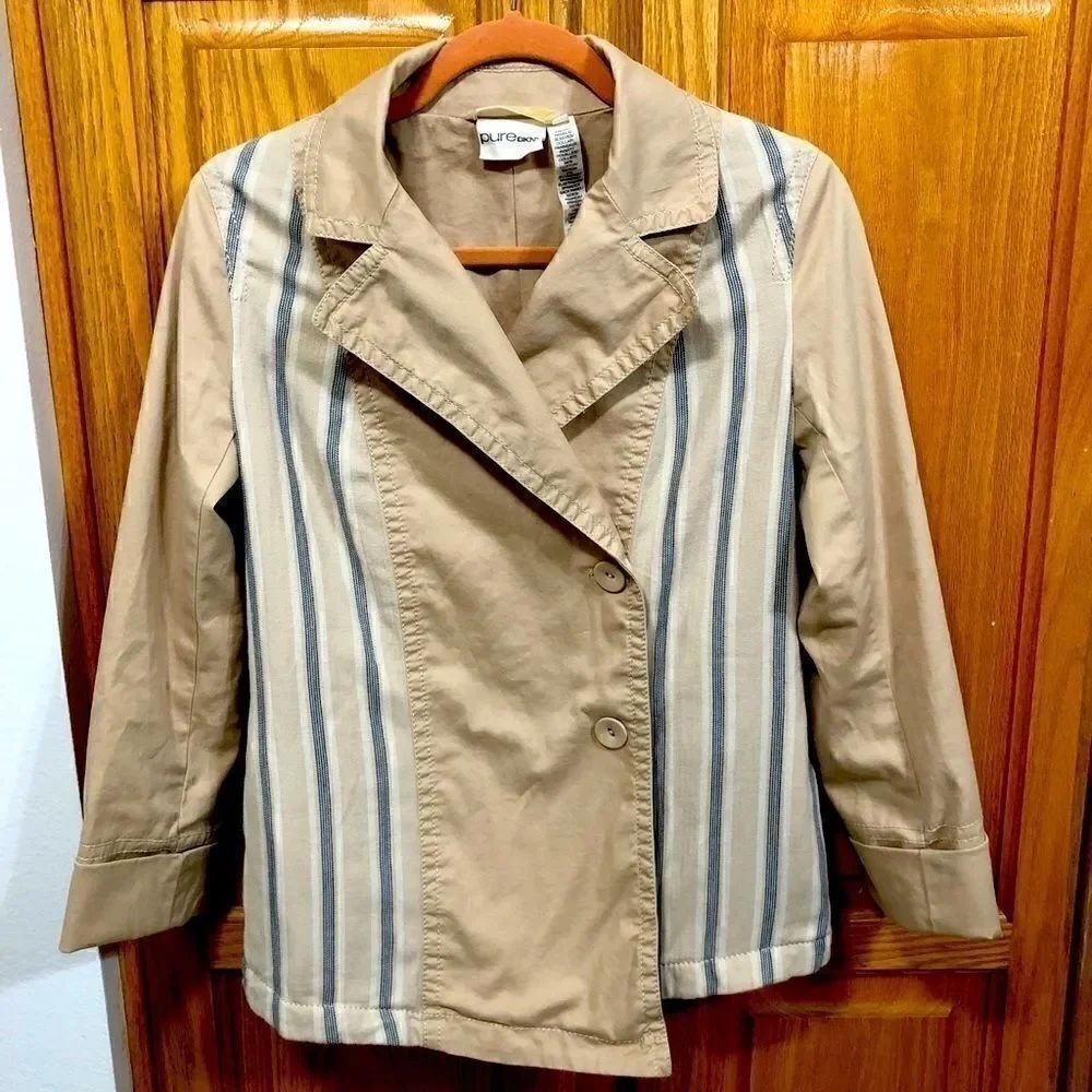 DKNY striped blazer